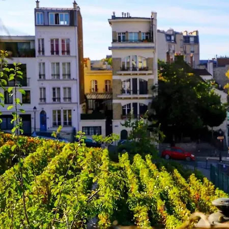 Vue Magnifique Sur Le Sacre Coeur. Appartement *